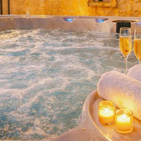 Le1693 - Charme & Confort 4 Etoiles - Jacuzzi